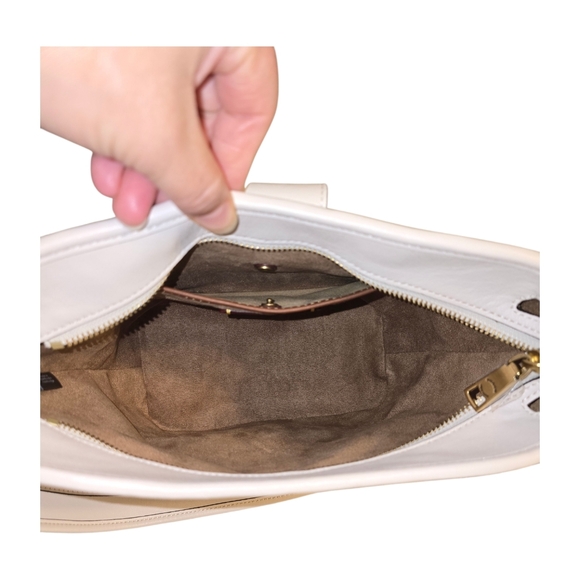 Coach Tali Bucket Bag Soft Leather In Chalk Color - Picture 8 of 16